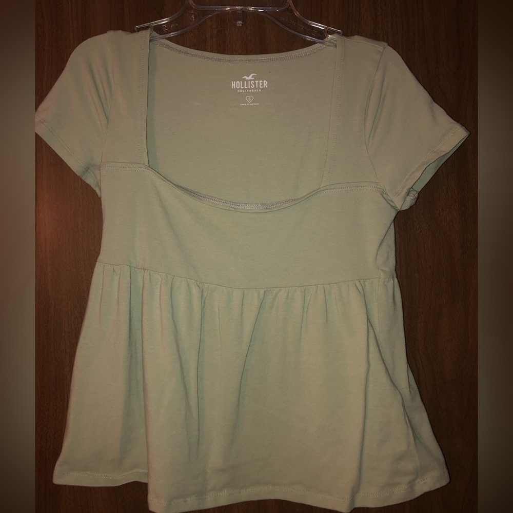 Hollister Square-Neck Peplum Top